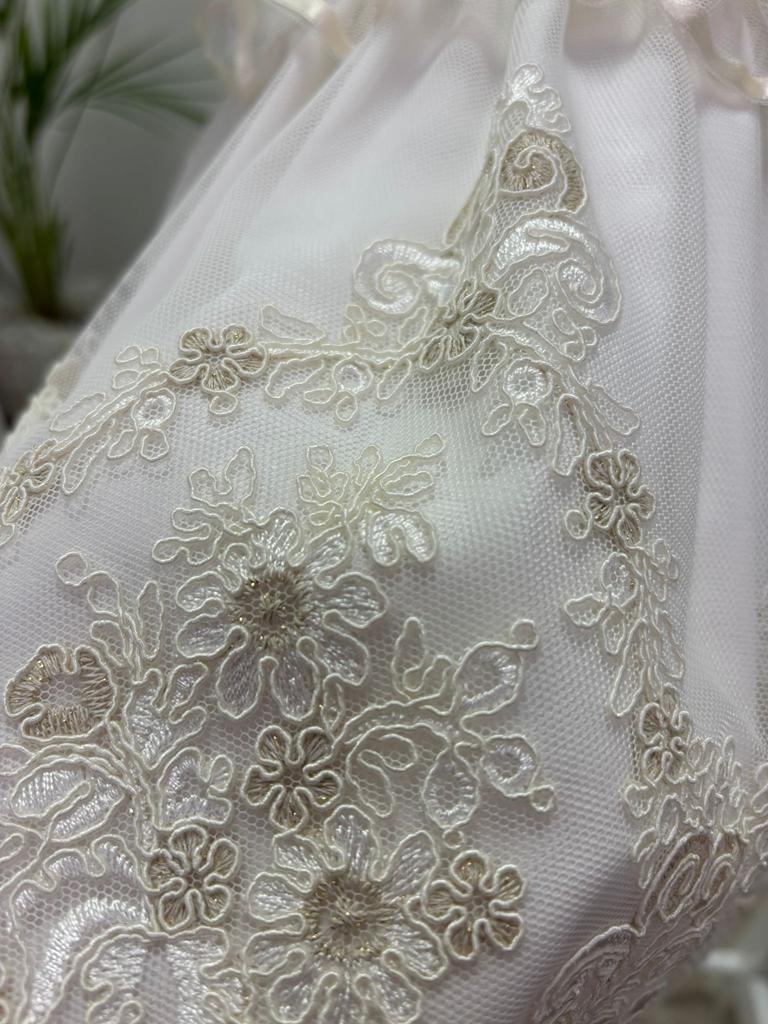 Jesusito bordado color oro Carmen Taberner - Imagen 3